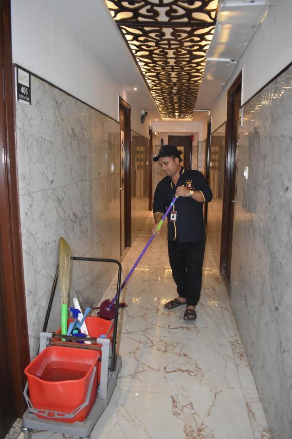 Hotel UR Comforts Jayanagar Bangalore Bagian luar foto
