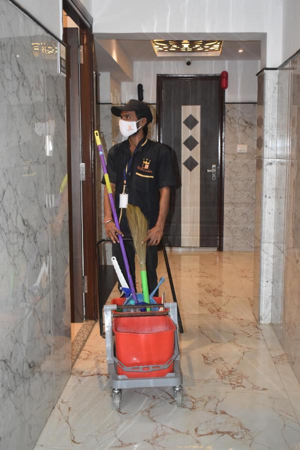 Hotel UR Comforts Jayanagar Bangalore Bagian luar foto