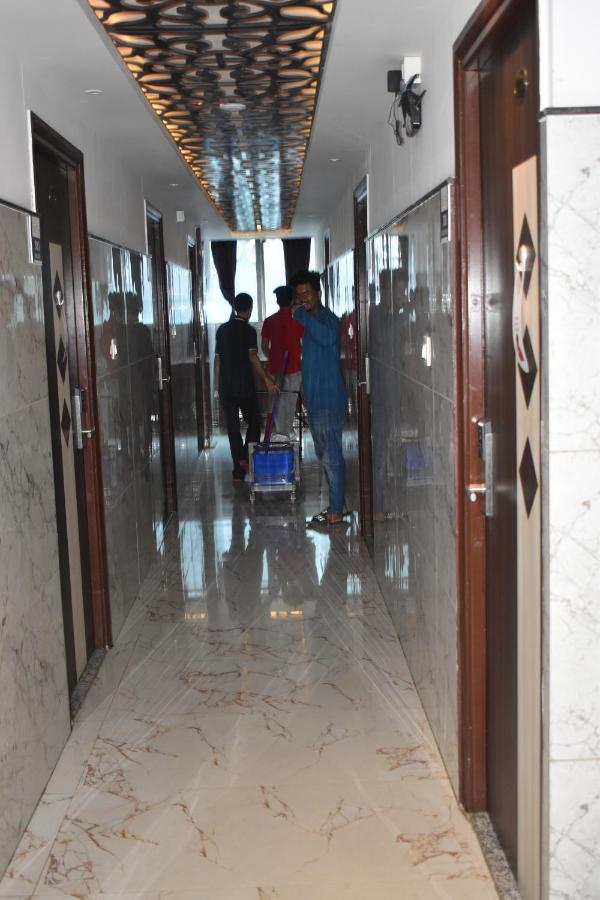 Hotel UR Comforts Jayanagar Bangalore Bagian luar foto